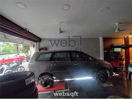 Retail showroom for Rent